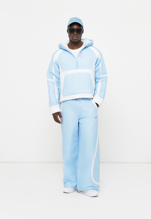 Nike Sportswear SLICED UNISEX