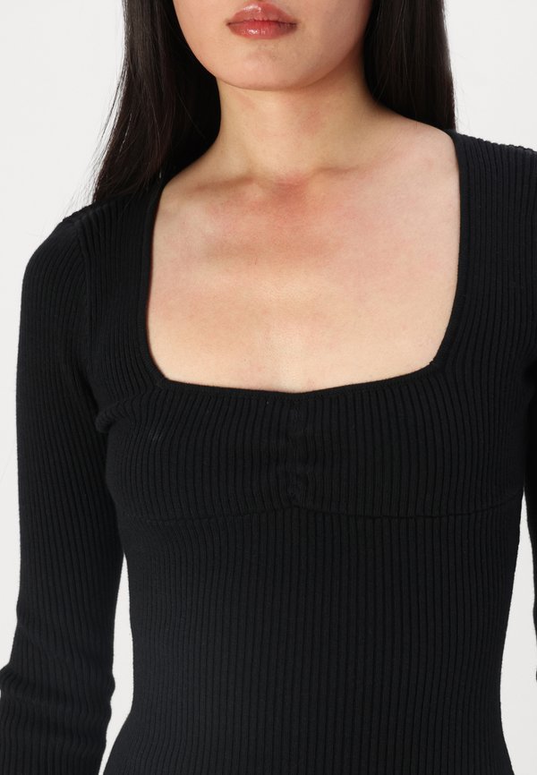 Hollister Co. EMEA PINCH BUST TIE BACK SWEATER DRESS