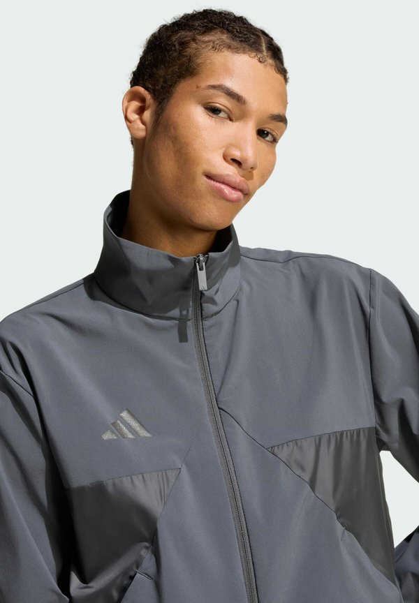 adidas Sportswear HOUSE OF TIRO