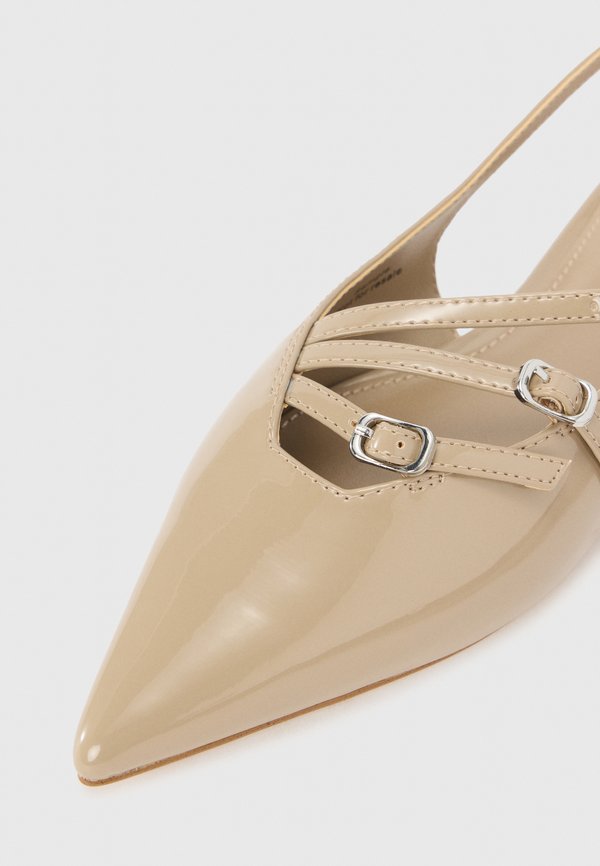Steve Madden CIANNA