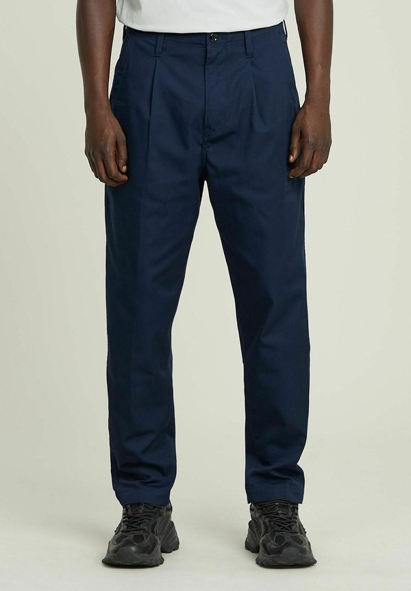 G-STAR PLEATED CHINO