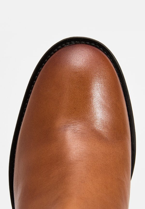 Dune London PRANCE