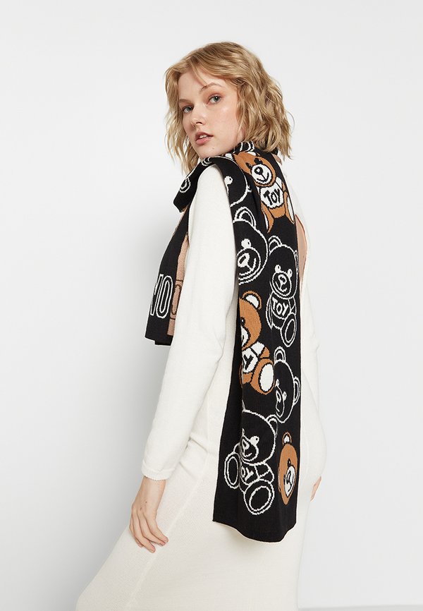 MOSCHINO