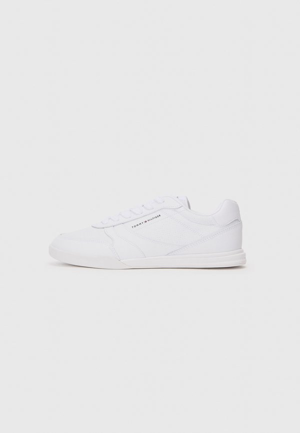 Tommy Hilfiger DEBOSSED LOGO CUPSOLE TRAINERS WITH LEATHER