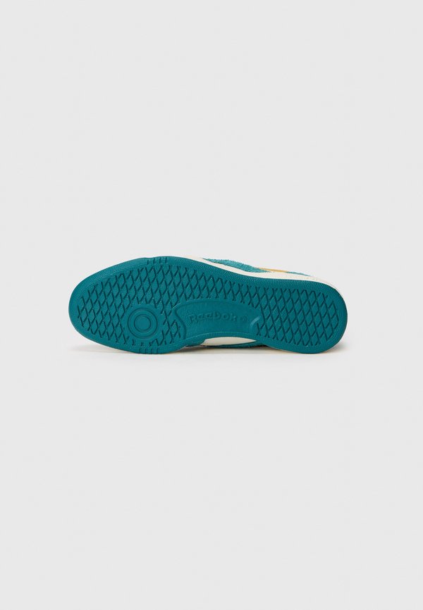 Reebok Classic CLUB C REVENGE VINTAGE II UNISEX