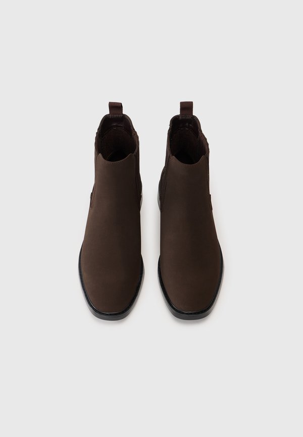 Pier One by Zalando