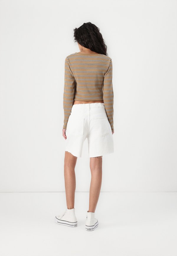 GAP LOOSE SHORT
