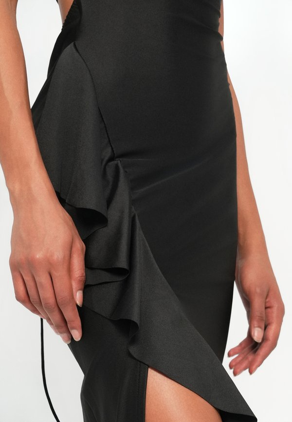 WAL G. GRACE RUFFLE