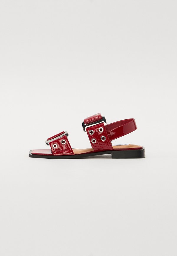 Steve Madden SARIA-E