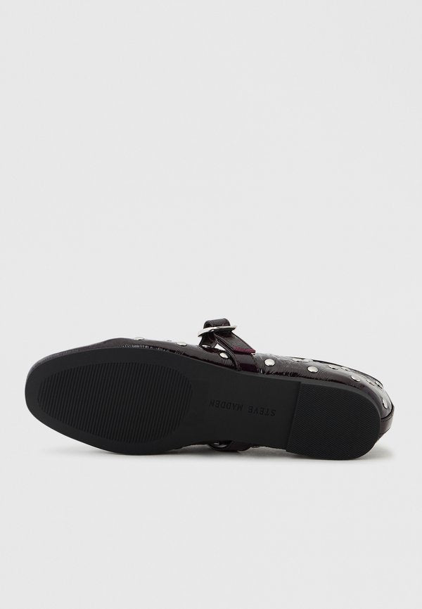Steve Madden ARCHER