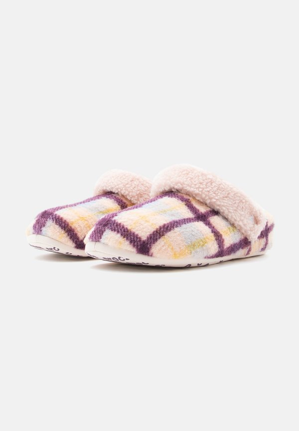Crocs CLASSIC COZZZY PLAID UNISEX