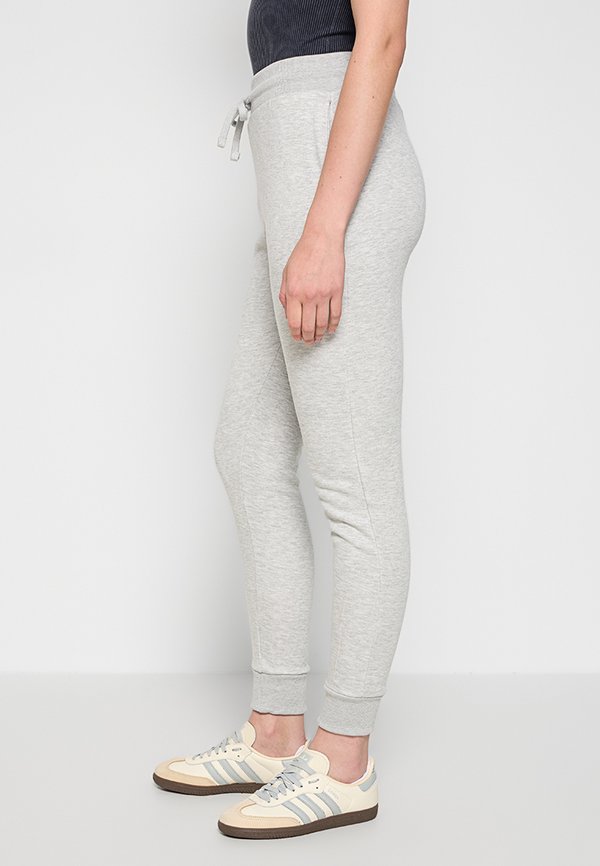 French Connection SLIM FIT