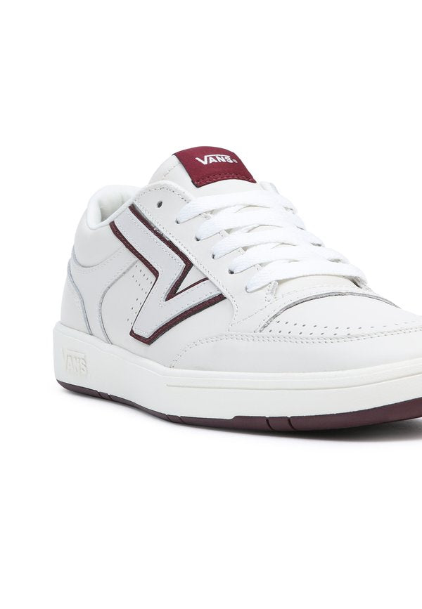 Vans UA LOWLAND CC