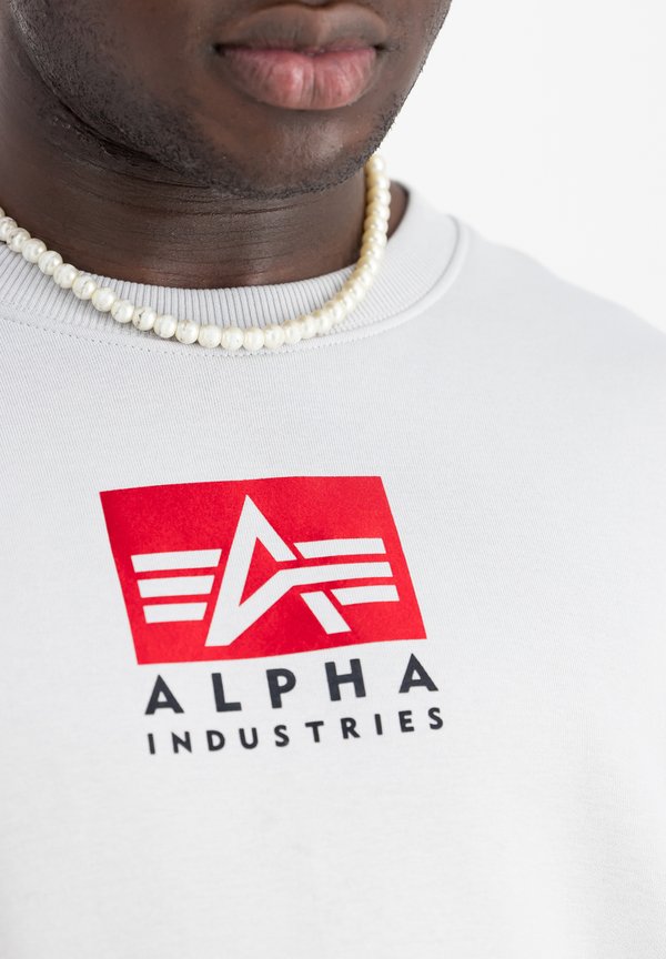 Alpha Industries LOGO