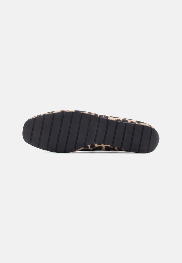 Steve Madden POINTE