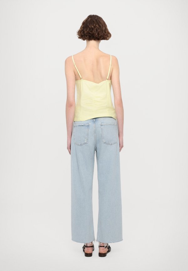 AERON HENNY TEE TANK