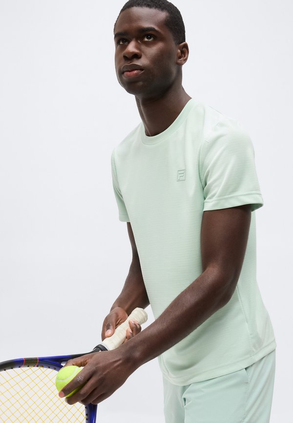 Fila TRISTAN
