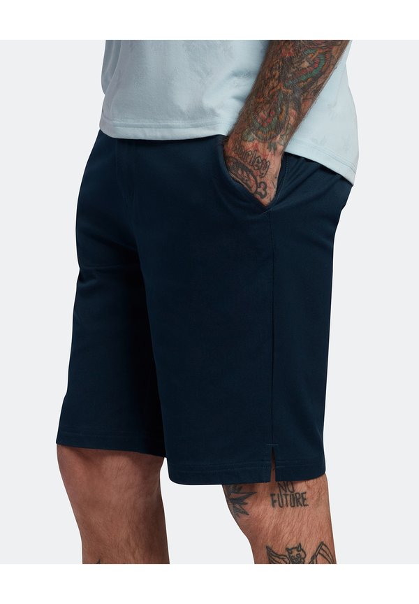 Lyle & Scott GOLF
