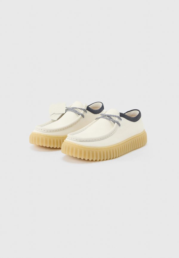 Clarks TORHILL LO