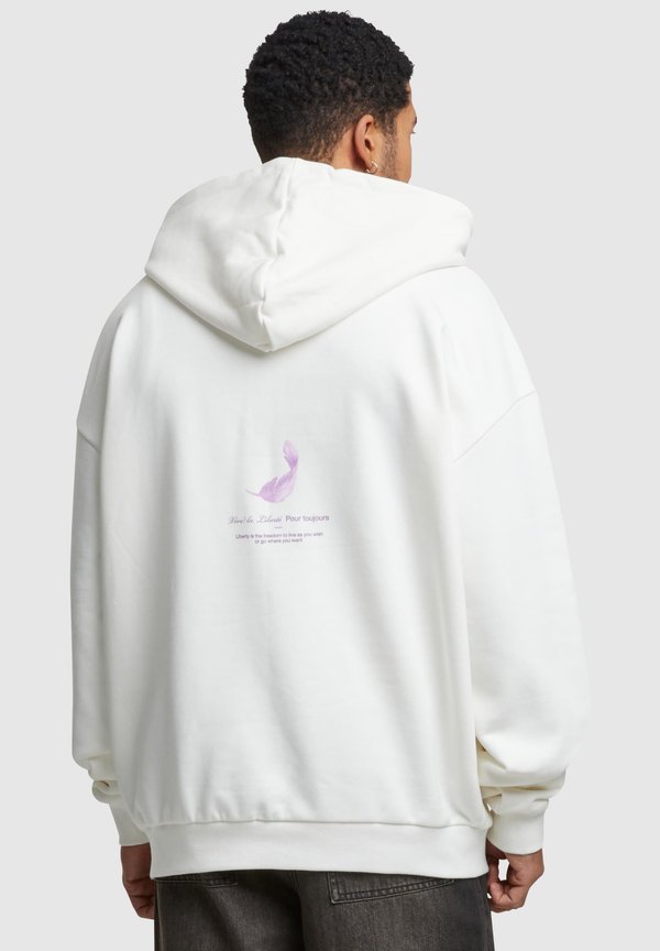 Upscale by Mister Tee VIVE LA LIBERTE