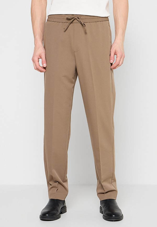 Lindbergh RELAXED FIT