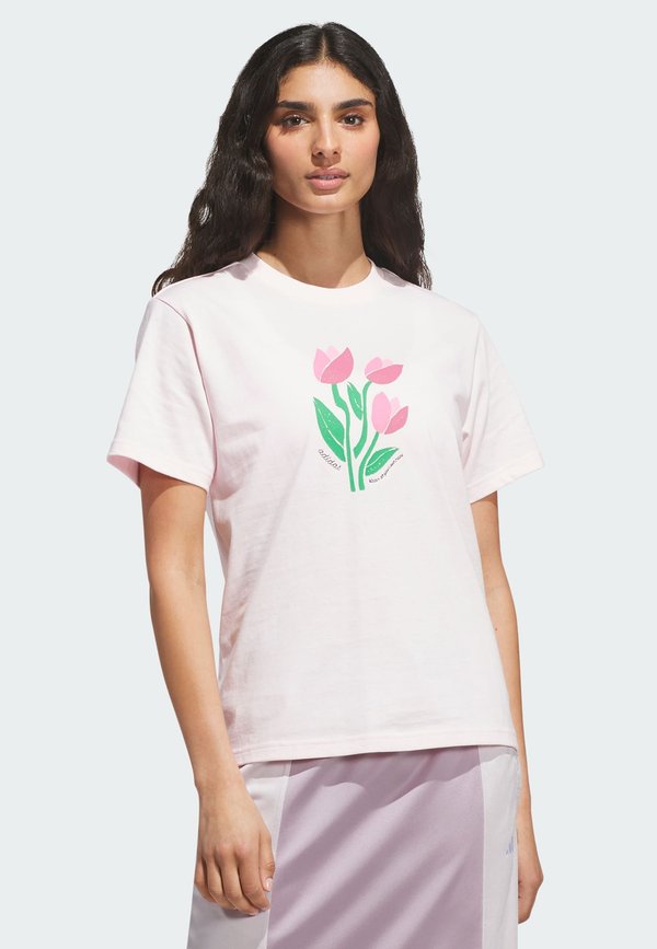 adidas Sportswear ADIDAS SPORTSWEAR FLORAL BLOOM AT YOUR OWN PACE GRAPHIC T-SHIRT - Print T-shirt - distilled pink
