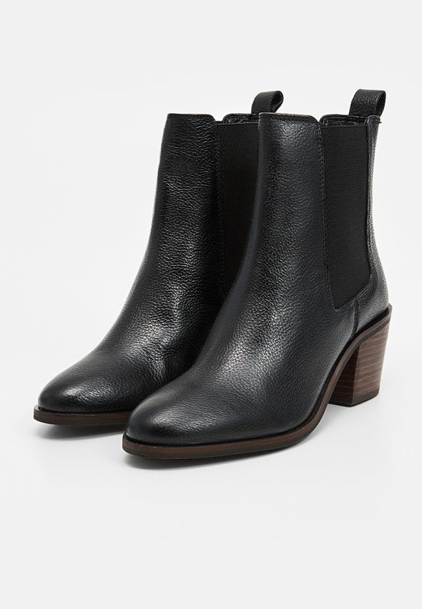 Dune London PASIL