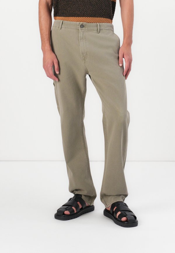 7 for all mankind CARPENTER