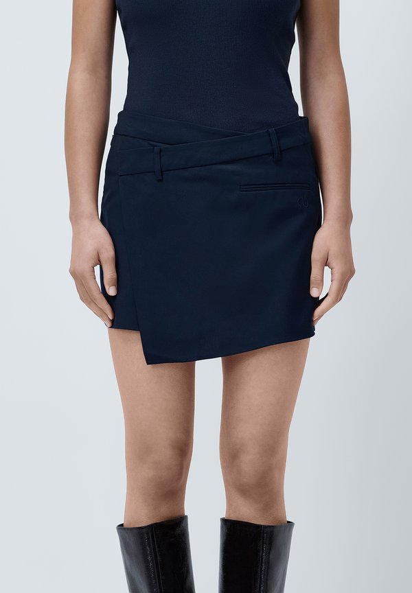 LeGer by Lena Gercke STUDIO DITA