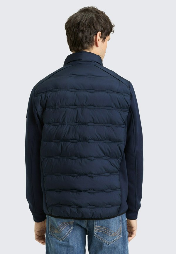 TOM TAILOR TOM TAILOR JACKEN LIGHTWEIGHT HYBRID JACKE MIT STEHKRAGEN