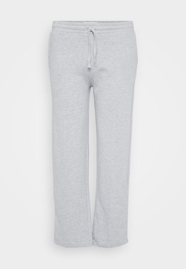 Pier One by Zalando