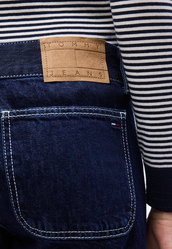 Tommy Jeans LOW RISE BOOTCUT SAILOR JEANS