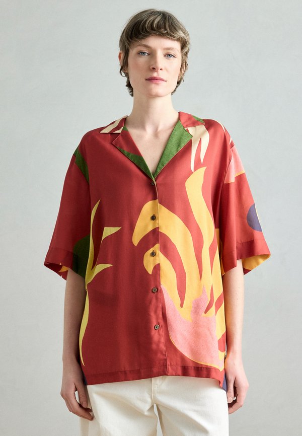 Scotch & Soda PRINTED SHORT SLEEVED RELAXED FIT SHIRT
