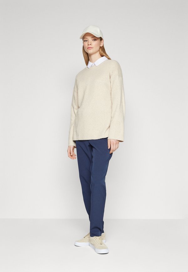 Pieces PCFLUXI LOOSE O-NECK