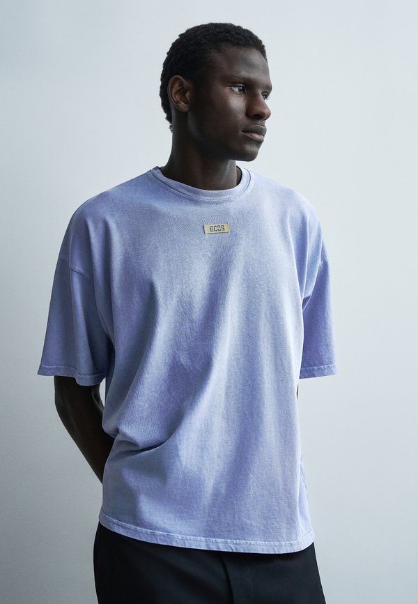 GCDS  LABEL STONE WASHED