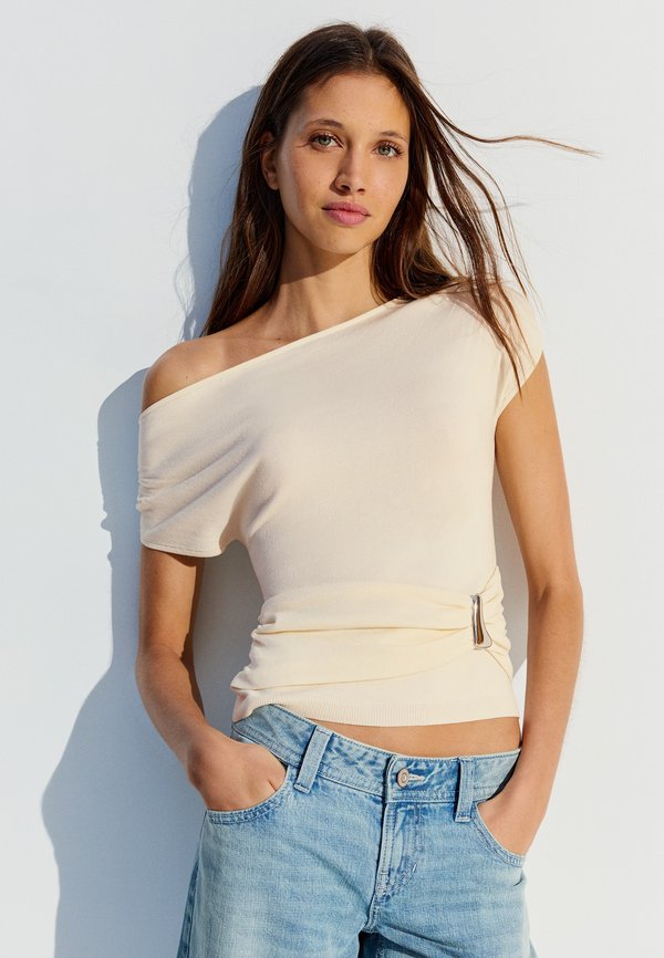 Bershka TSHIRT 01226693 - Print T-shirt - beige