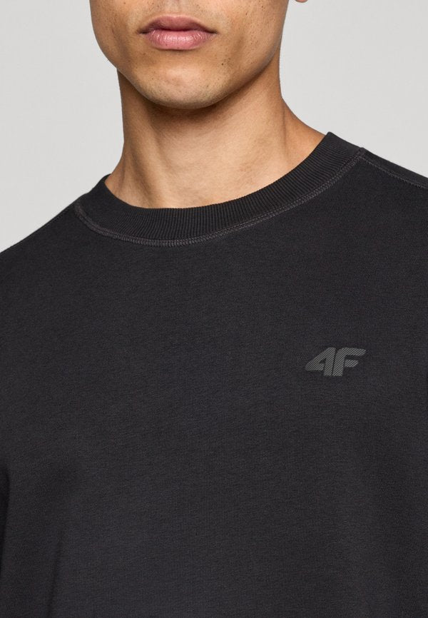 4F