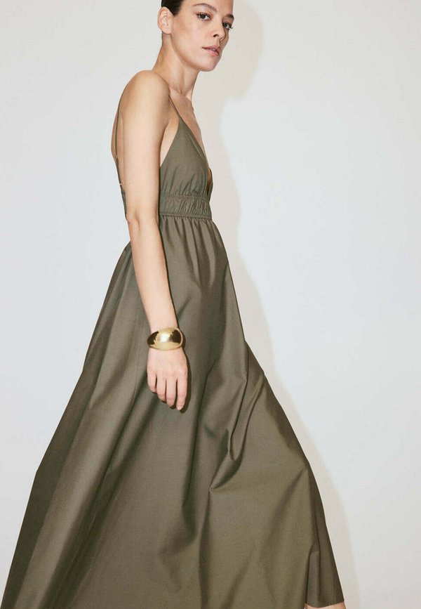 Mango ADULT - Maxi dress - zelená