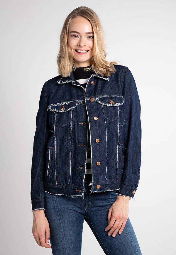 7 for all mankind