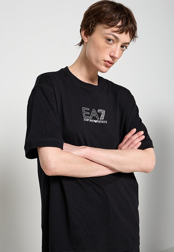 EA7 Emporio Armani