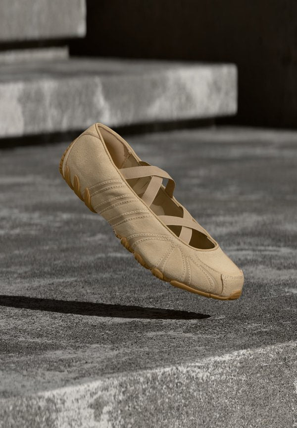 adidas Originals GHOST SPRINT - Ankle strap ballet pumps - magic beige