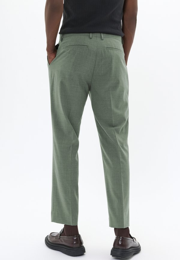 Matinique MAWELLER PLEAT