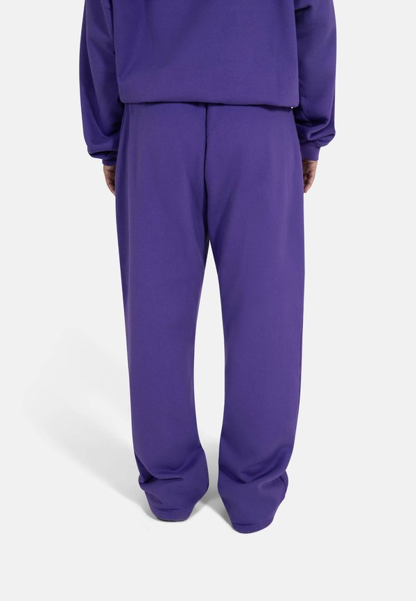 The Tracksuit Club UNISEX