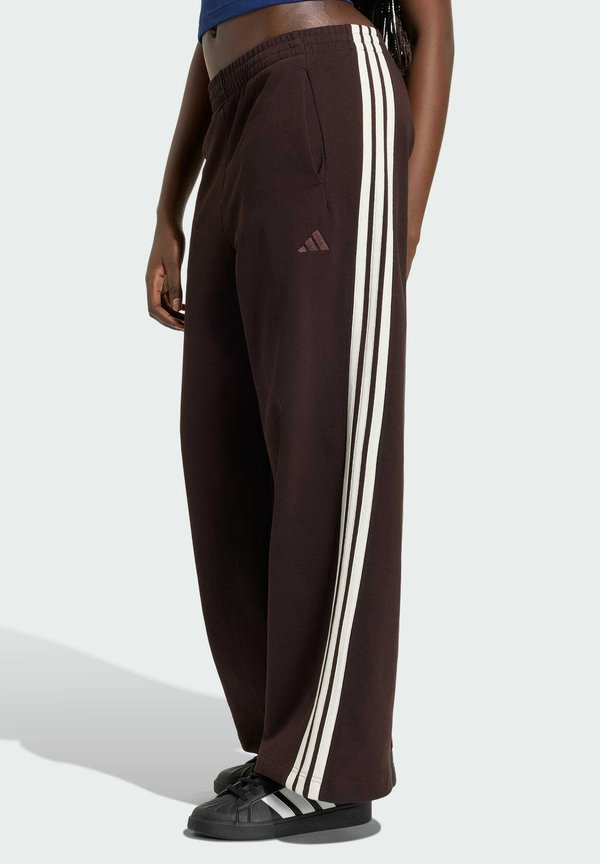 adidas Sportswear ADIDAS SPORTSWEAR W AK 3S WD PT - Tracksuit bottoms - aurora coffee/off white off white
