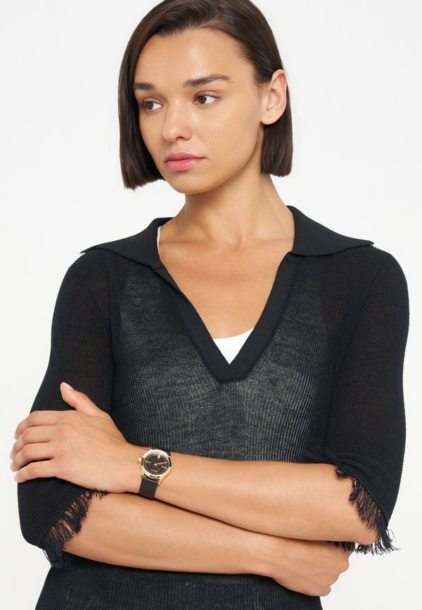 DKNY