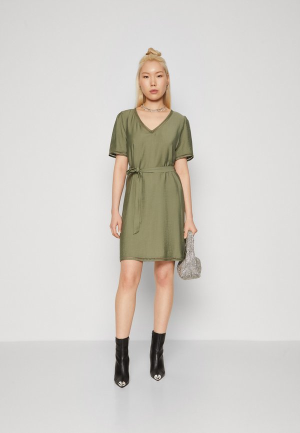 ONLY ONLCELINE PAULA V NECK DRESS LIFE