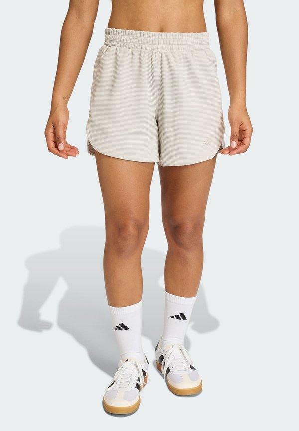 adidas Performance PACER WORKOUT WAFFLE - Sports shorts - beige