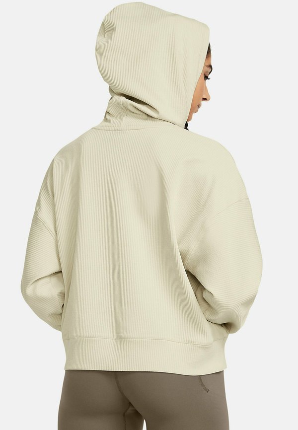 Under Armour WARMUP JOURNEY