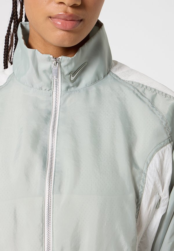Nike Sportswear