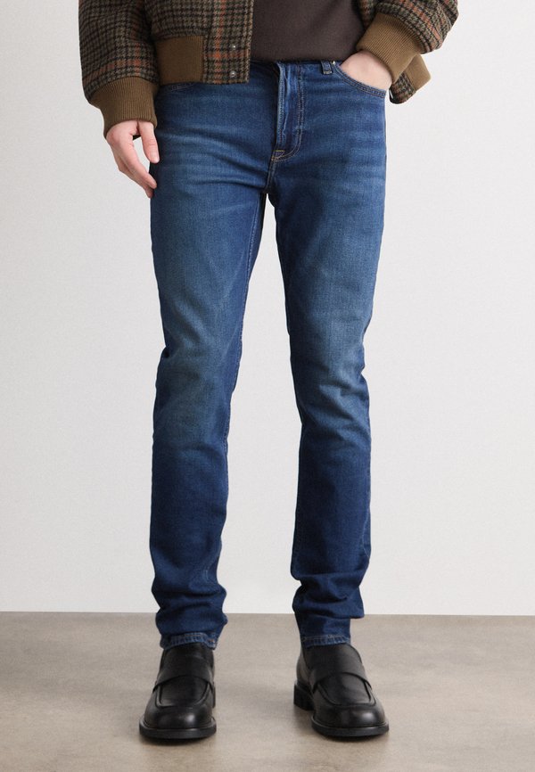Calvin Klein Jeans